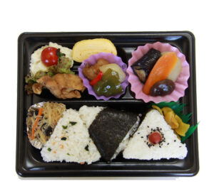 おにぎり弁当 ￥720